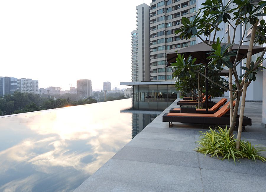 Prisma By Oberoi Realty - Swimming Pool